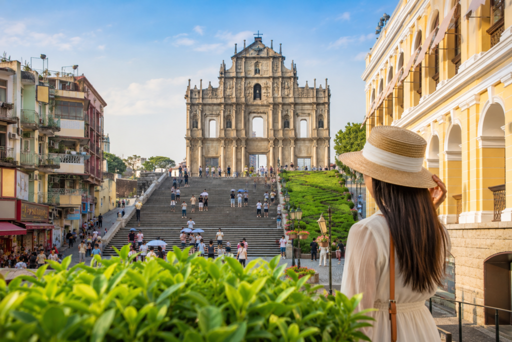澳门最佳旅行时间封面图，新盛娱乐分享澳门晴天旅行、历史城区与四季游玩体验